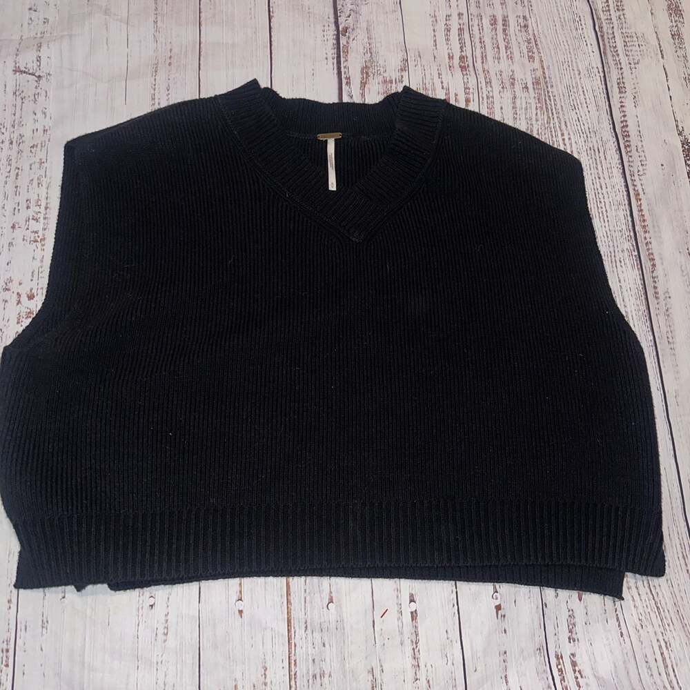Free People Ribbed V-Neck Sleeveless Sweater Vest